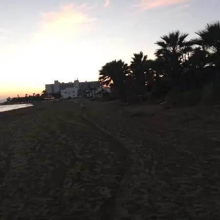 דירה Jump To The Sea Two Bedroom *